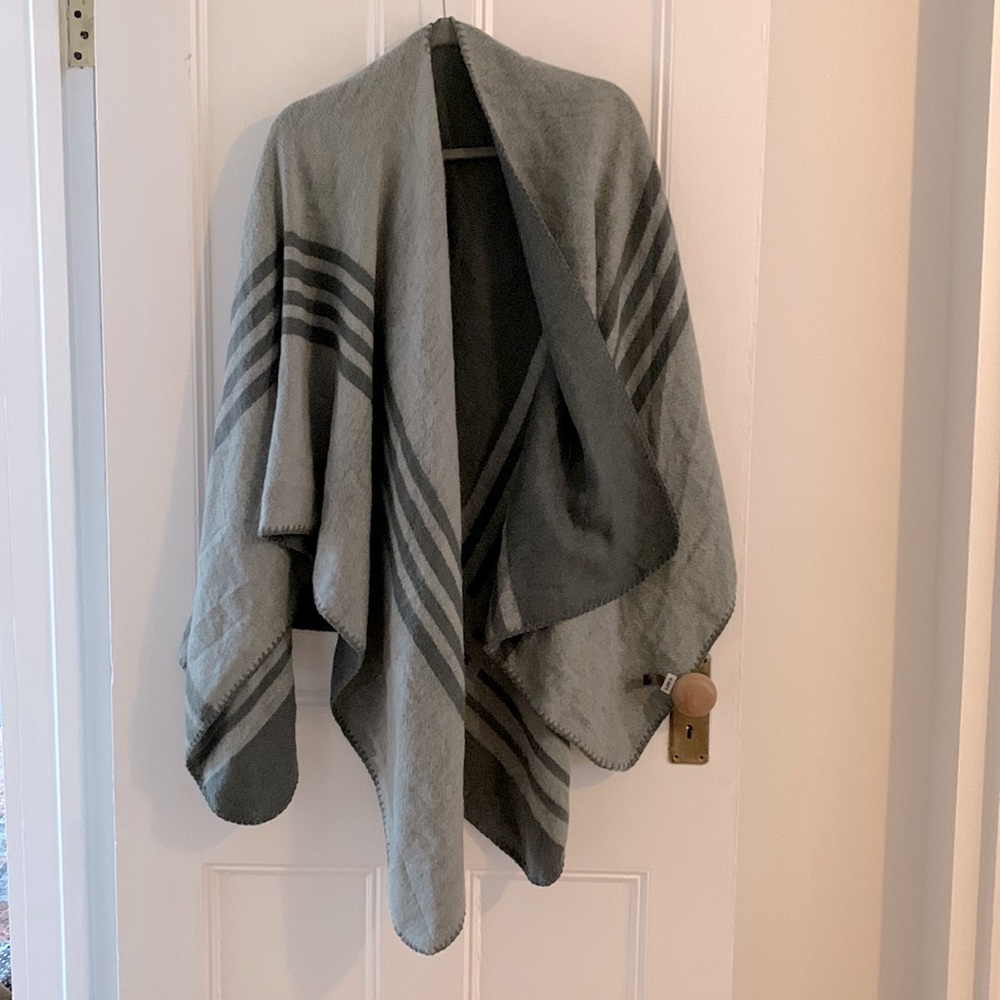 Soft and Cozy Charcoal Shaw
